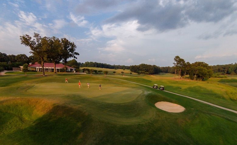 Friends of the Course Tee Up for Ole Miss